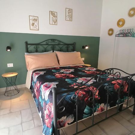 Il Vicoletto Sul Castello Apartman Nápoly Kültér fotó