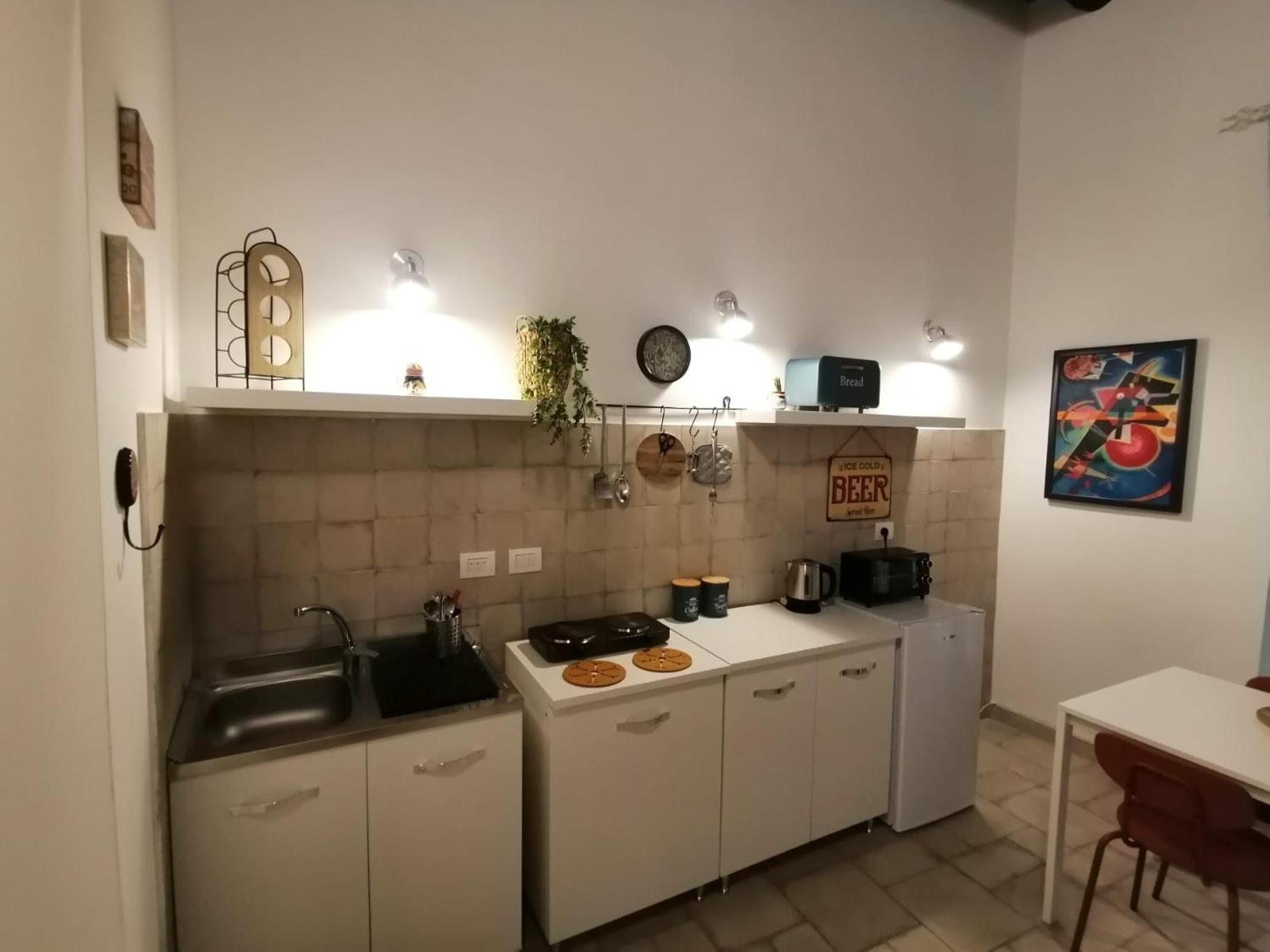 Il Vicoletto Sul Castello Apartman Nápoly Kültér fotó