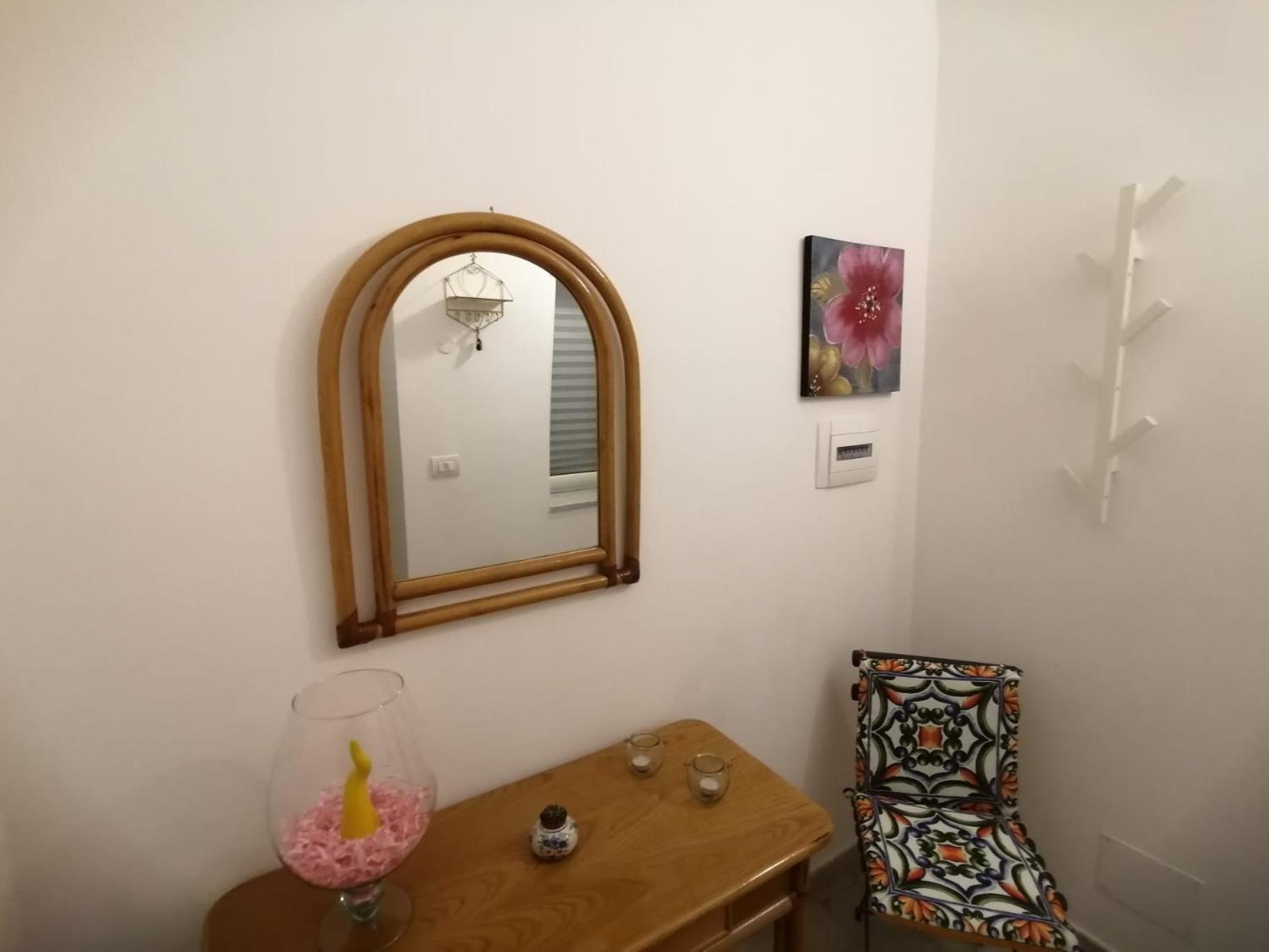 Il Vicoletto Sul Castello Apartman Nápoly Kültér fotó