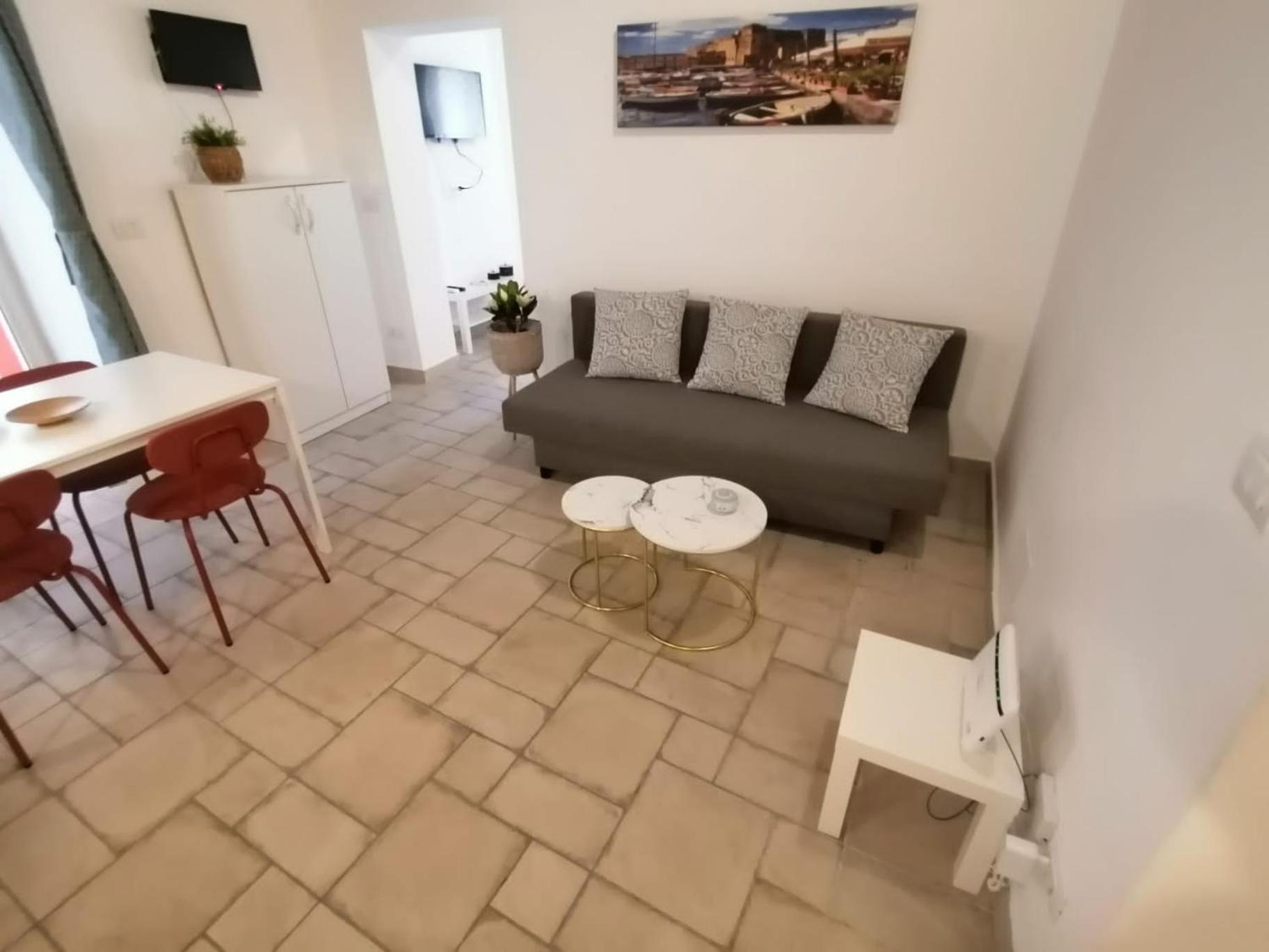 Il Vicoletto Sul Castello Apartman Nápoly Kültér fotó