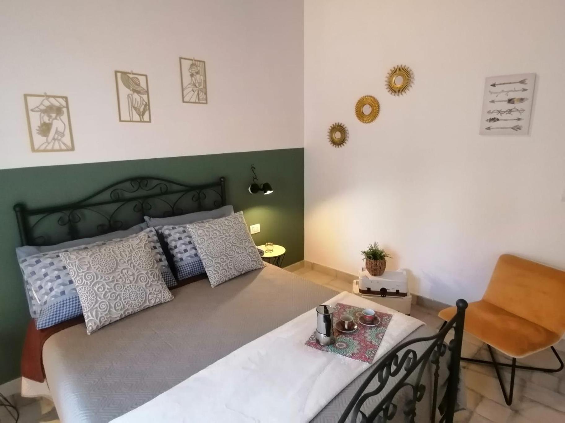 Il Vicoletto Sul Castello Apartman Nápoly Kültér fotó