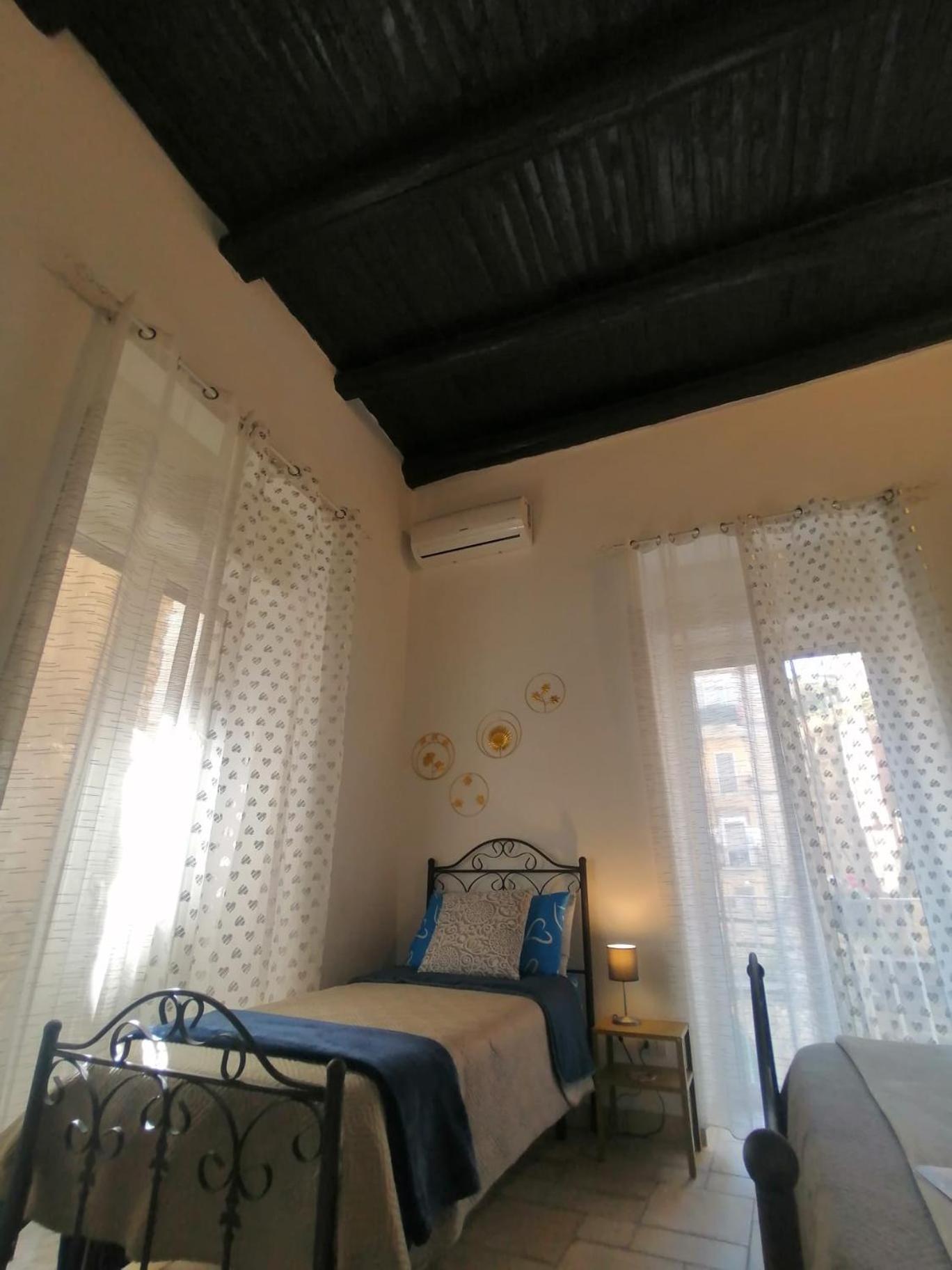 Il Vicoletto Sul Castello Apartman Nápoly Kültér fotó