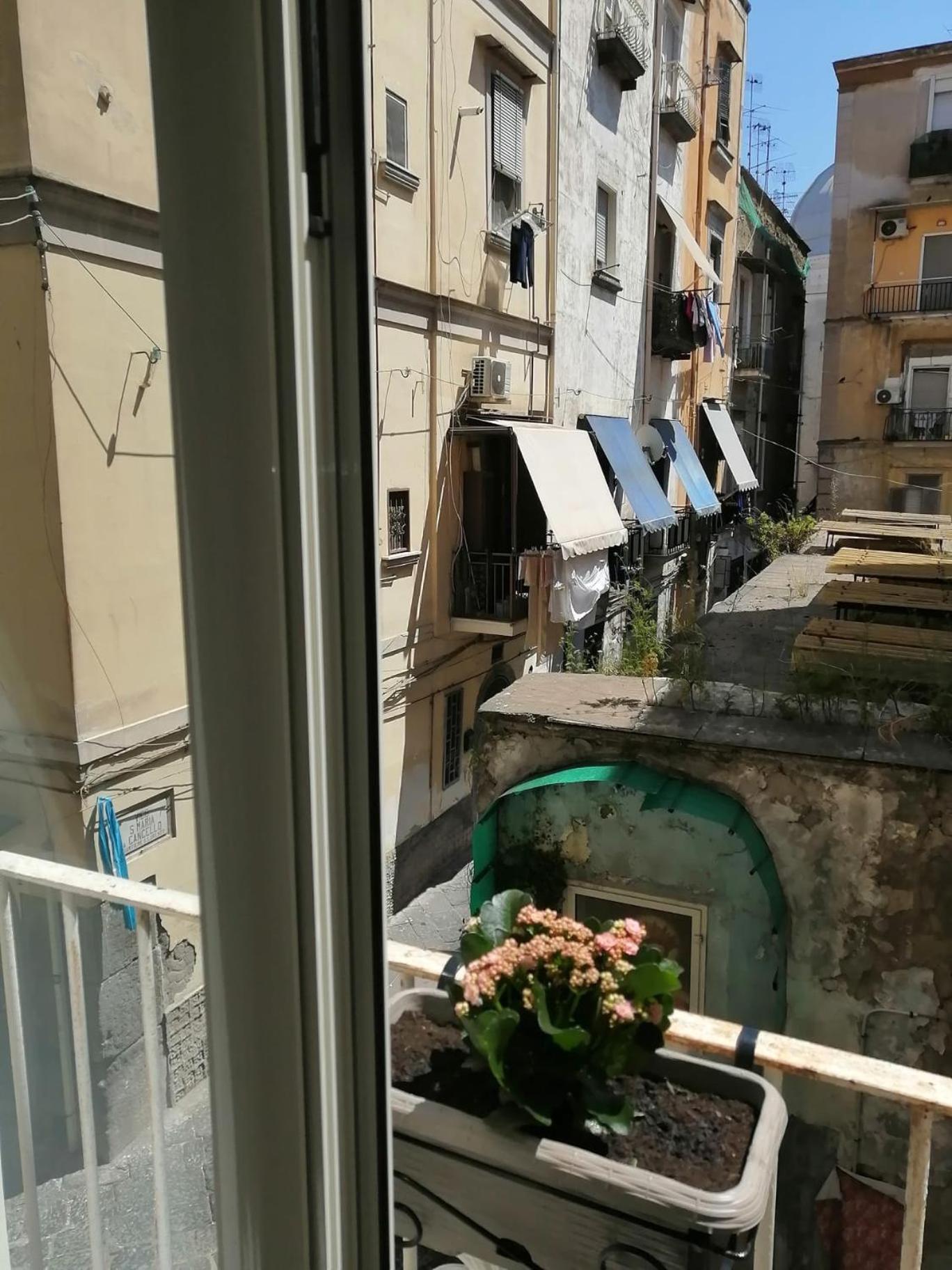 Il Vicoletto Sul Castello Apartman Nápoly Kültér fotó