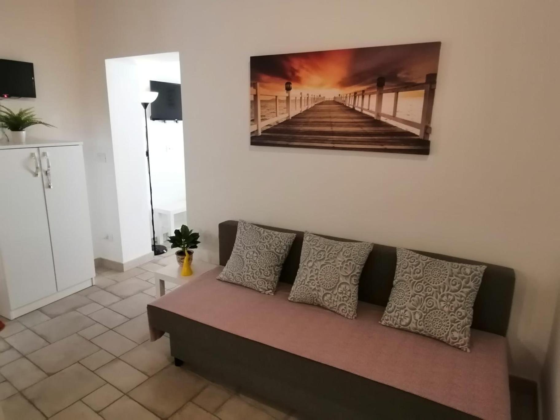 Il Vicoletto Sul Castello Apartman Nápoly Kültér fotó