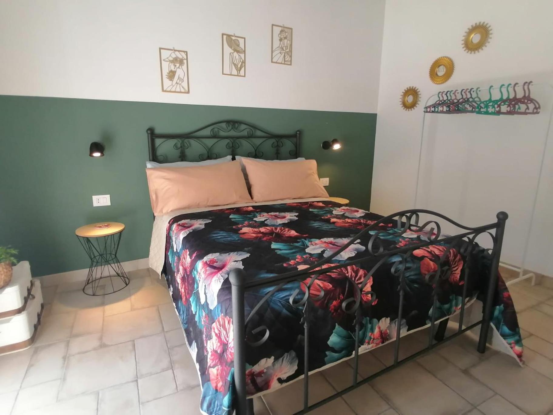 Il Vicoletto Sul Castello Apartman Nápoly Kültér fotó