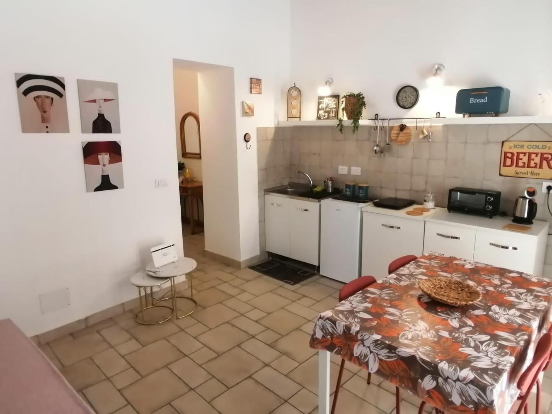 Il Vicoletto Sul Castello Apartman Nápoly Kültér fotó