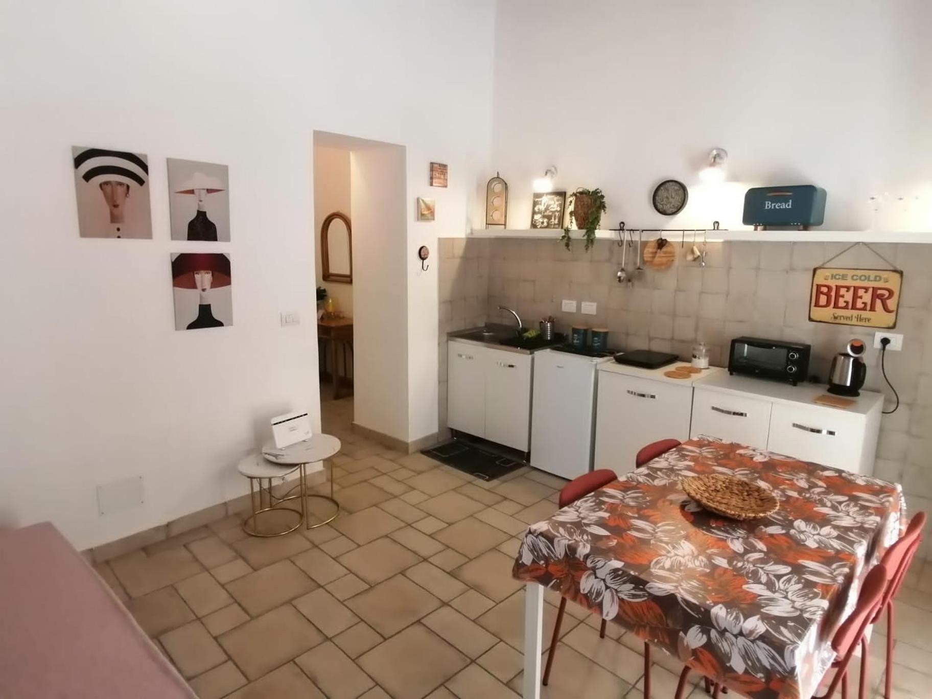 Il Vicoletto Sul Castello Apartman Nápoly Kültér fotó